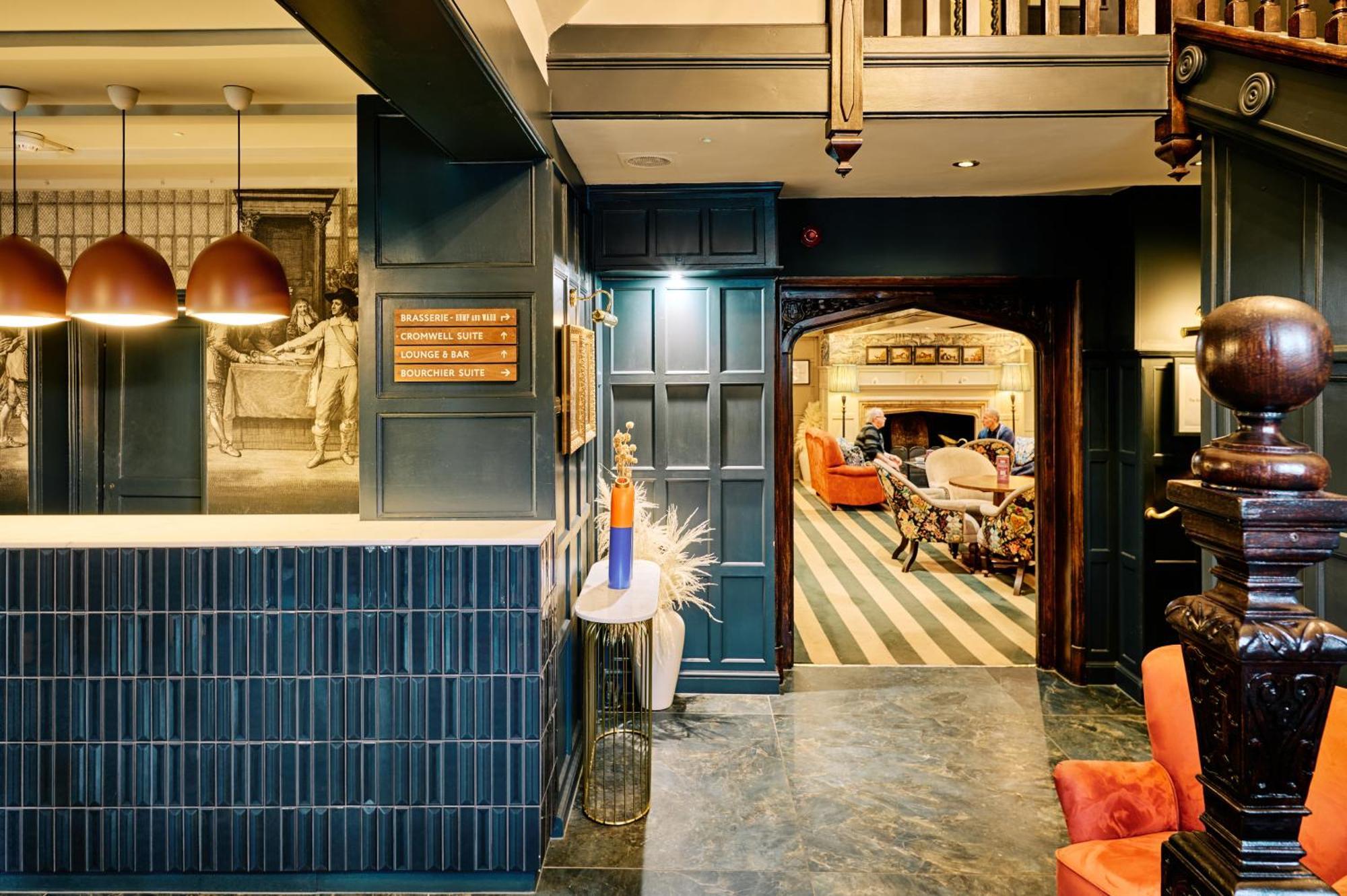 Hotel Cromwell Stevenage Ngoại thất bức ảnh