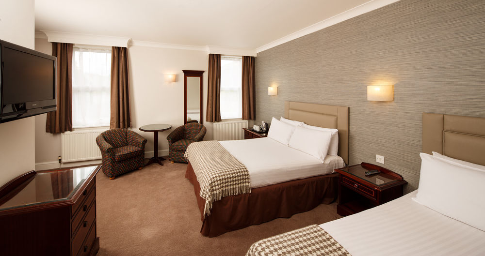 Hotel Cromwell Stevenage Ngoại thất bức ảnh