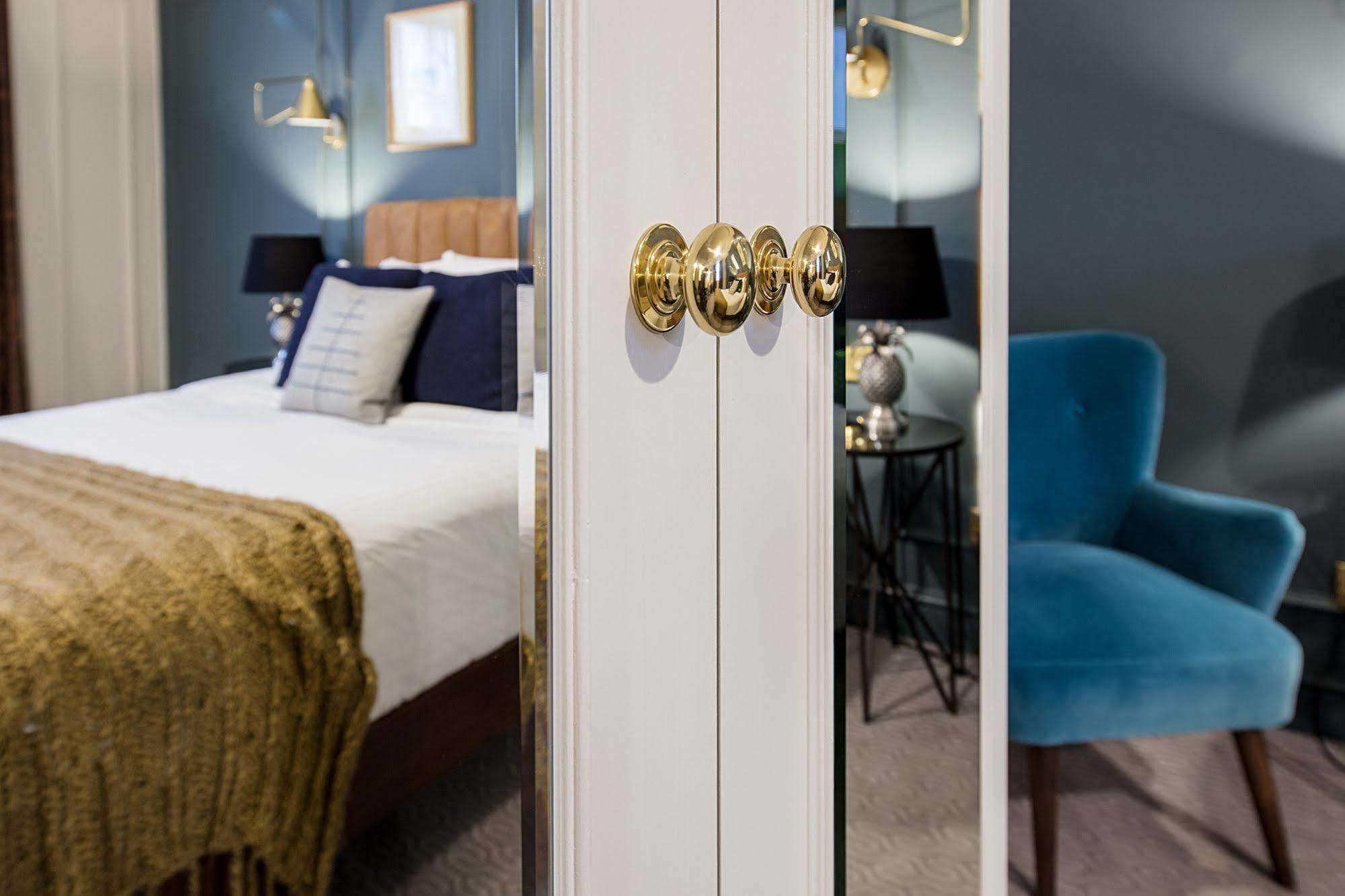 Hotel Cromwell Stevenage Ngoại thất bức ảnh